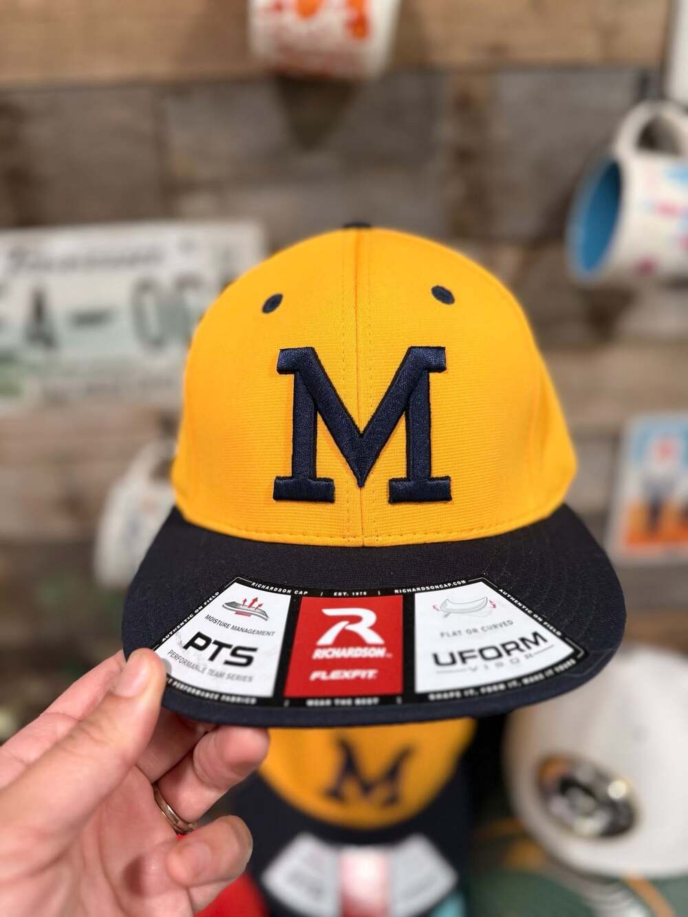 Richardson PTS20 Size XS-SM Yellow Navy Cap
